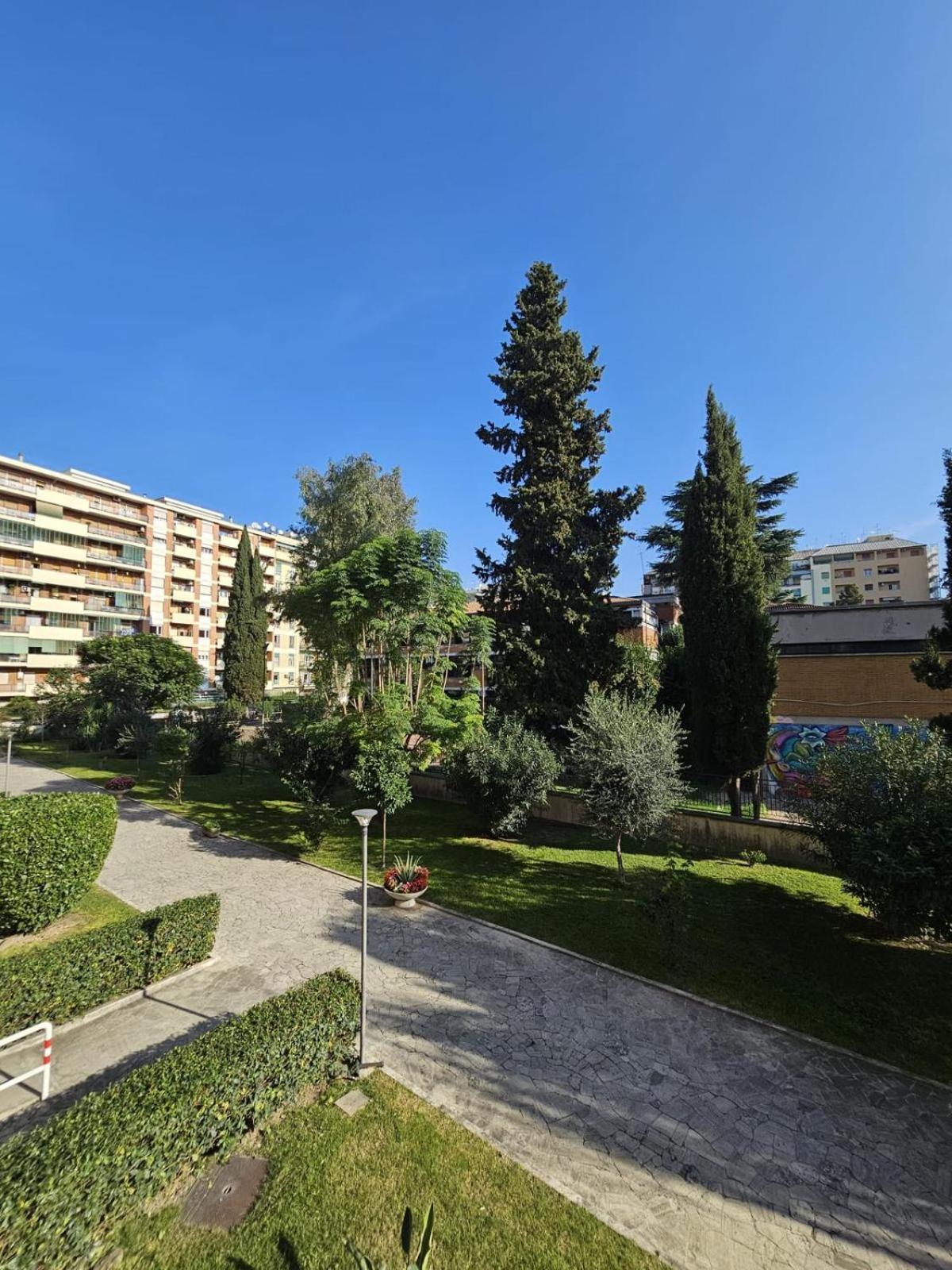 A Casa Di Luca Leilighet Roma Eksteriør bilde