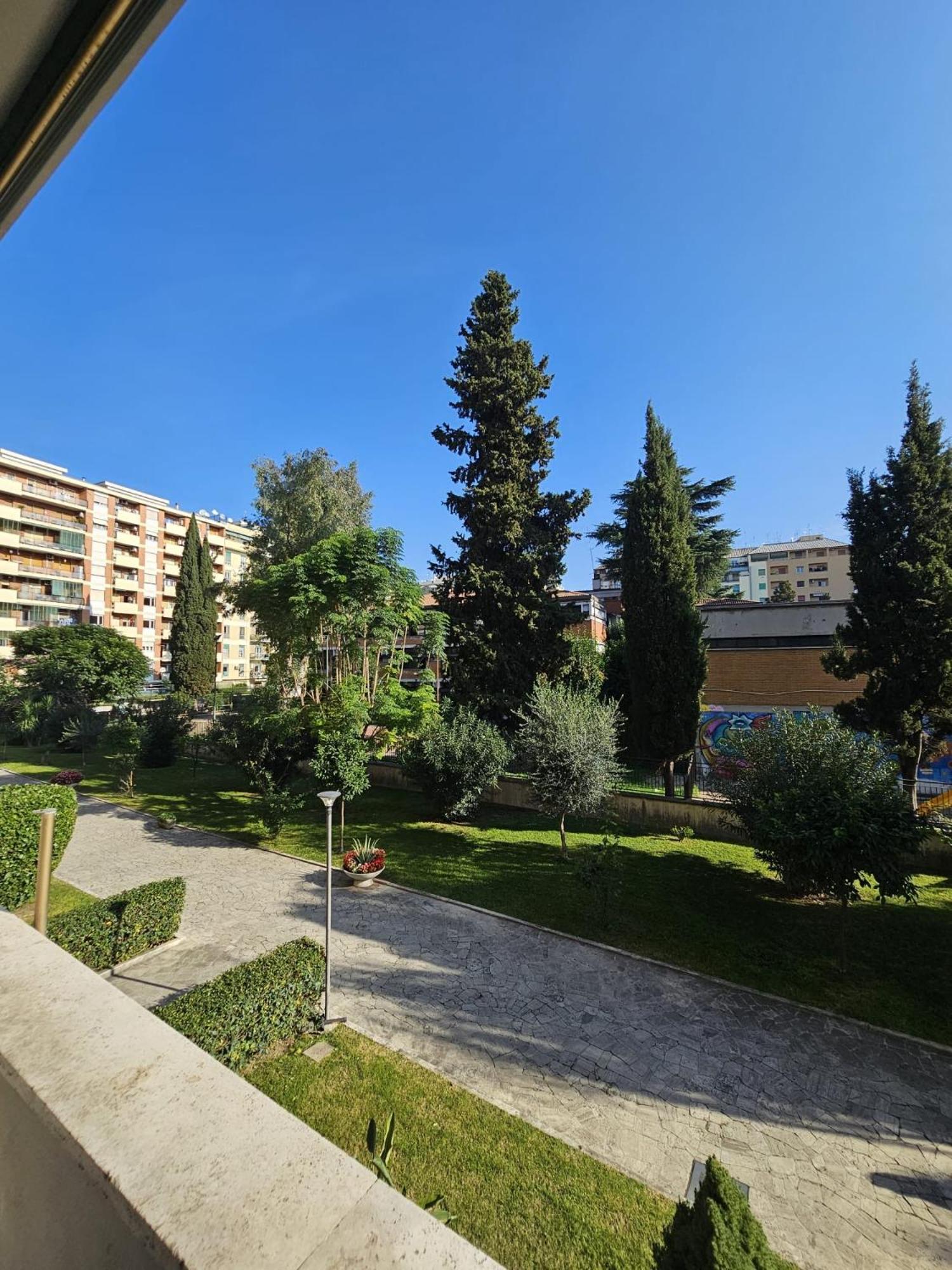 A Casa Di Luca Leilighet Roma Eksteriør bilde